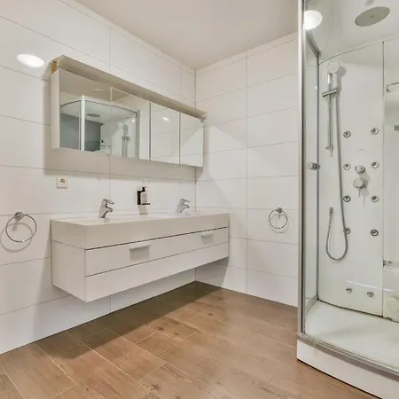 Cala Bassa Boutique - Sea View Apartament Overveen